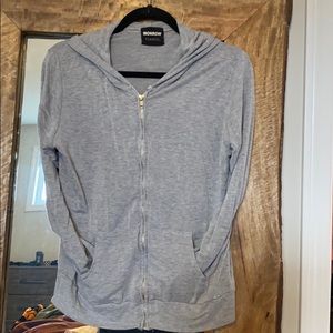 Super soft Monrow classic hoodie. Size medium